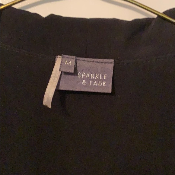 Black jumper - Picture 2 of 3